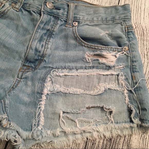 American Eagle Hi Rise Festival Distressed Shorts - Picture 2 of 13
